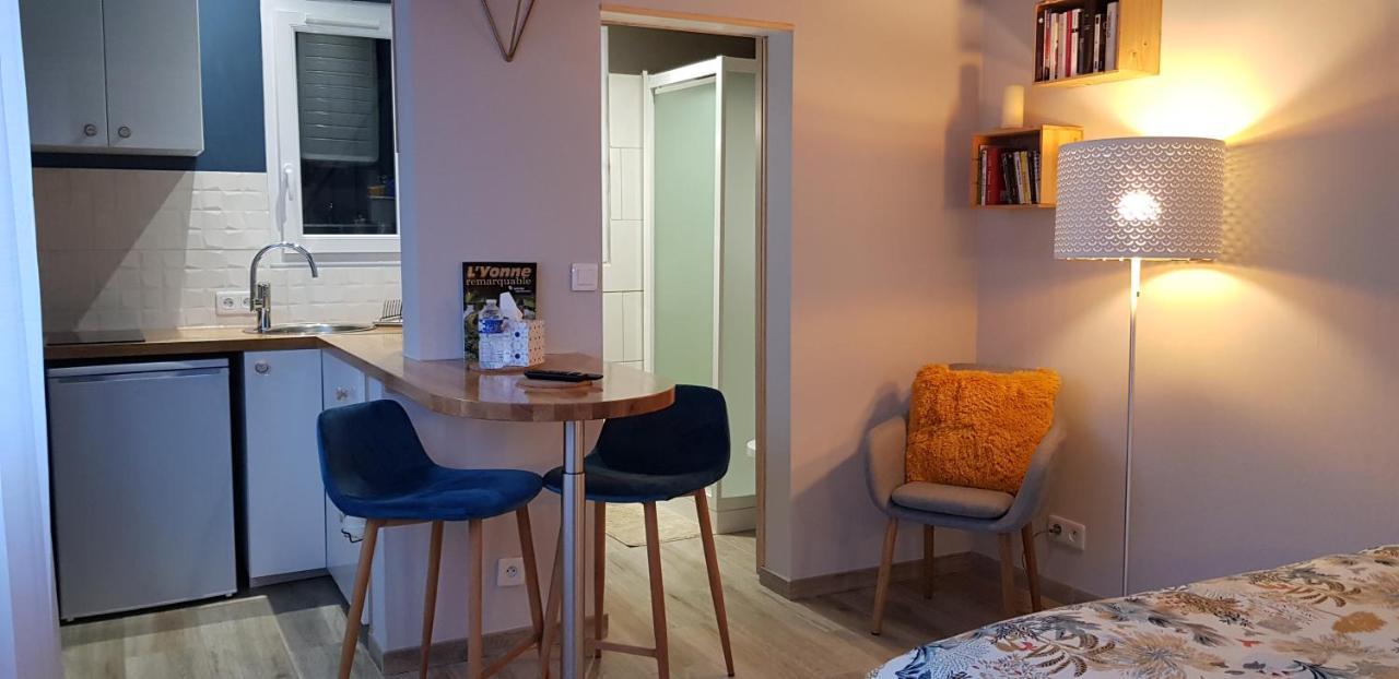 Agreable Petite Maison Proche Joigny Chamvres 외부 사진