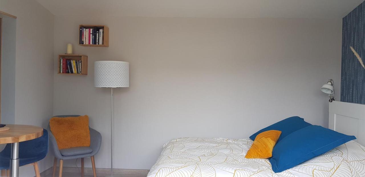 Agreable Petite Maison Proche Joigny Chamvres 외부 사진