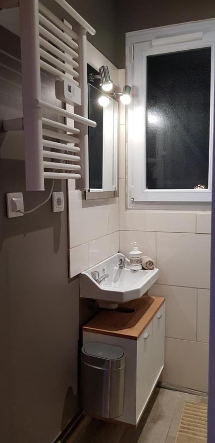 Agreable Petite Maison Proche Joigny Chamvres 외부 사진